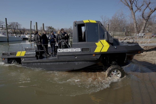 2012 Gibbs Phibian Wallpapers