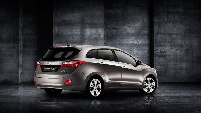 2012 Hyundai i30 Wagon Wallpapers