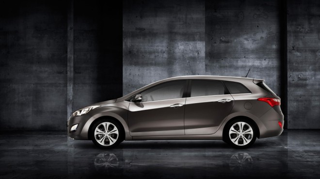 2012 Hyundai i30 Wagon Wallpapers