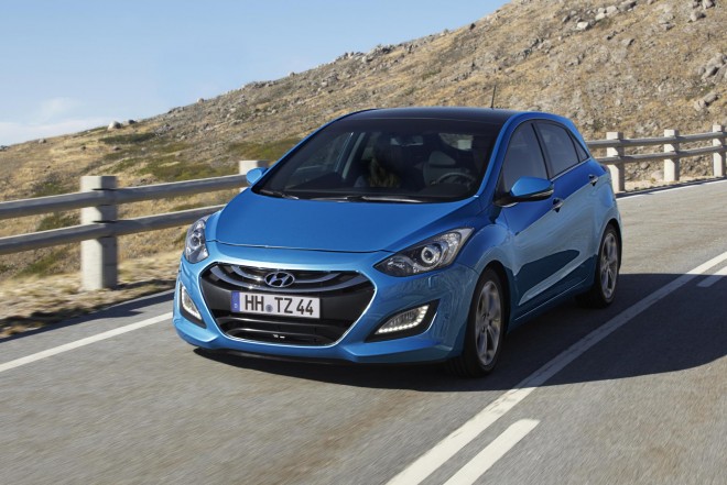 2012 Hyundai i30 Wallpapers