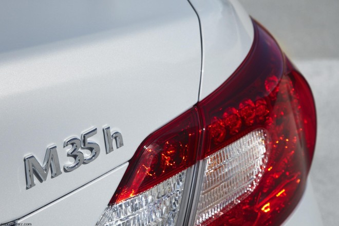 2012 Infiniti M Hybrid Wallpapers