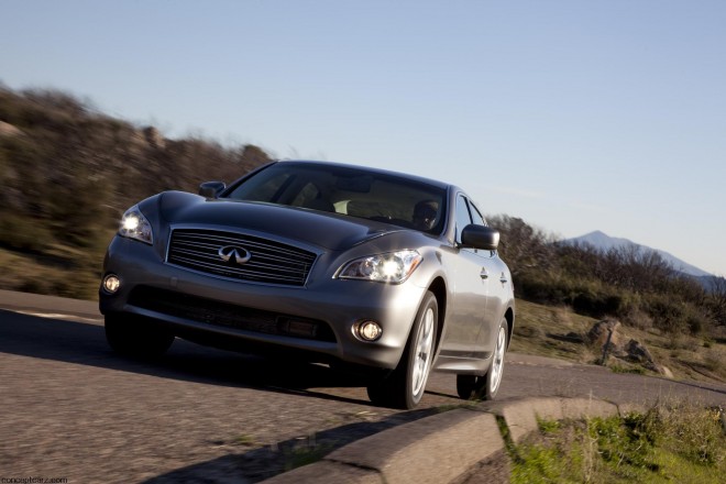 2012 Infiniti M Wallpapers