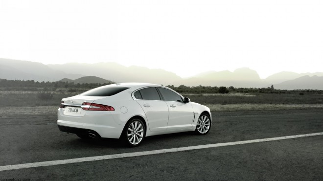 2012 Jaguar XF Wallpapers