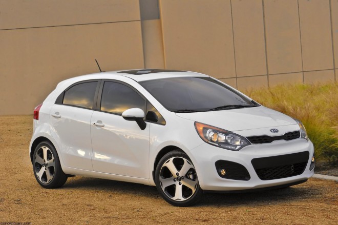2012 Kia Rio5 Wallpapers
