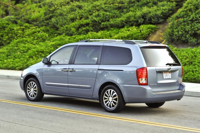 2012 Kia Sedona Wallpapers