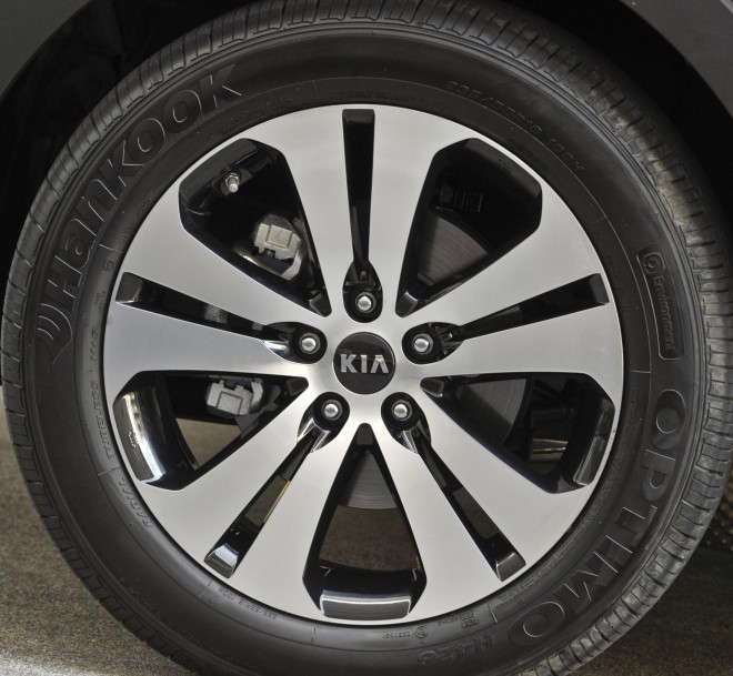 2012 Kia Sportage Wallpapers