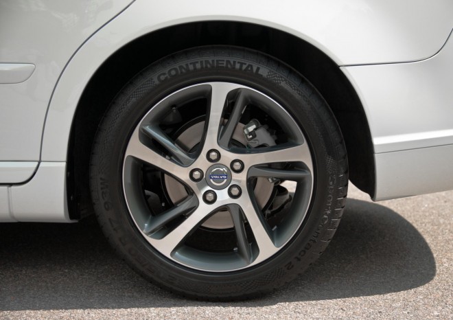 2012 Volvo S40 Wallpapers