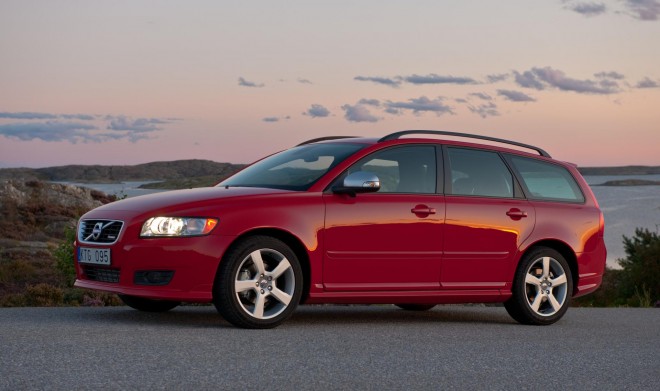 2012 Volvo V50 Wallpapers