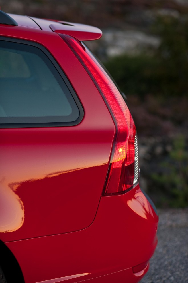 2012 Volvo V50 Wallpapers