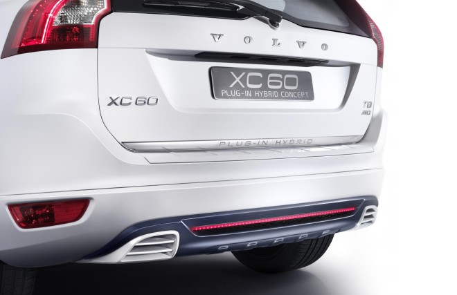 2012 Volvo XC60 Plug-in Hybrid Concept Wallpapers