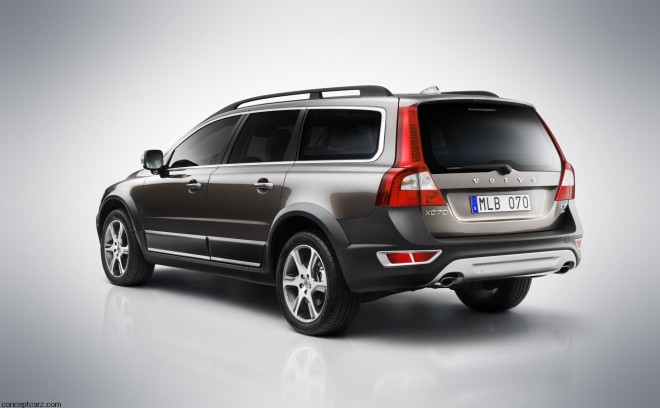 2012 Volvo XC70 Wallpapers