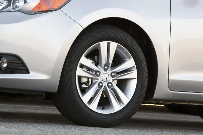 2013 Acura ILX Wallpapers