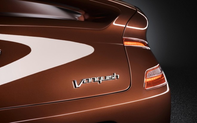 2013 Aston Martin Vanquish Wallpapers