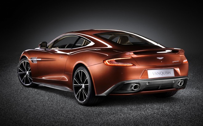 2013 Aston Martin Vanquish Wallpapers