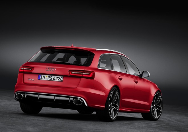 2013 Audi RS 6 Avant Wallpapers