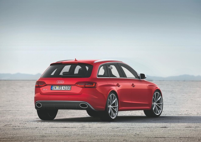 2013 Audi RS4 Avant Wallpapers