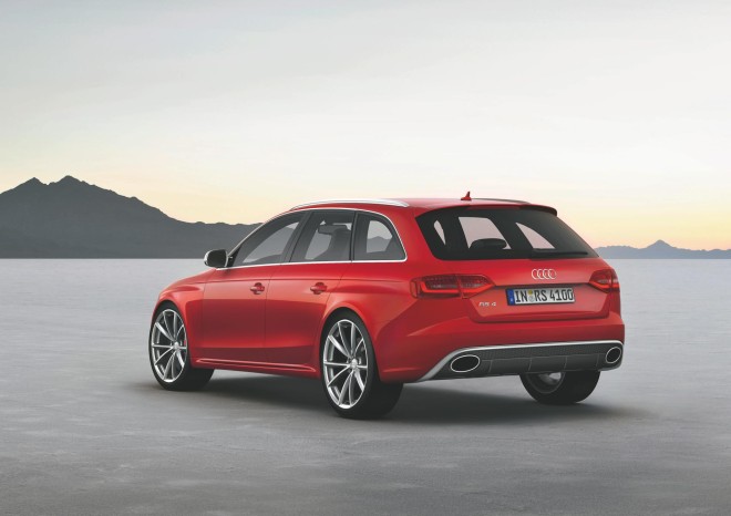 2013 Audi RS4 Avant Wallpapers