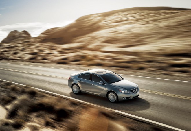 2013 Buick Regal Wallpapers