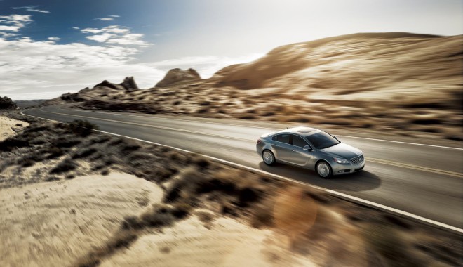 2013 Buick Regal Wallpapers