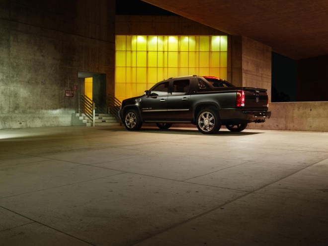2013 Cadillac Escalade Wallpapers