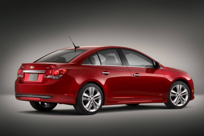 2013 Chevrolet Cruze Wallpapers