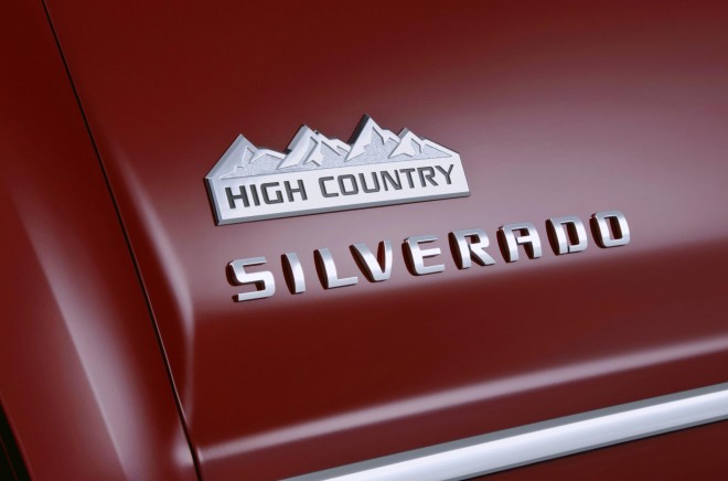 2013 Chevrolet Silverado High Country Wallpapers