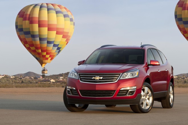 2013 Chevrolet Traverse Wallpapers