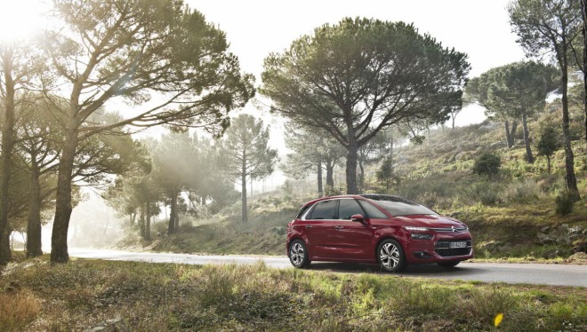 2013 Citroen C4 Picasso Wallpapers