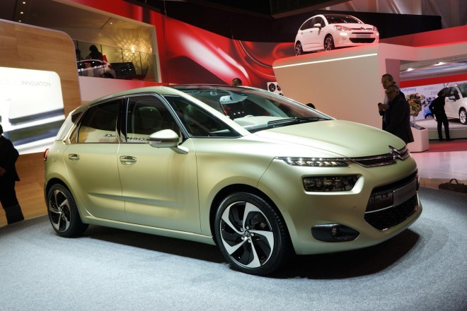 2013 Citroen Technospace Concept Wallpapers