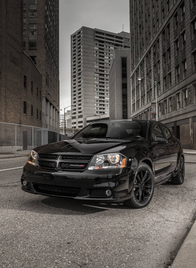 2013 Dodge Avenger Blacktop Wallpapers