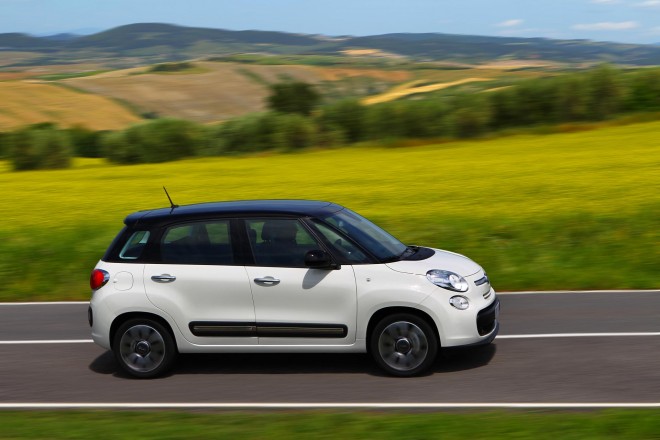 2013 Fiat 500L Wallpapers