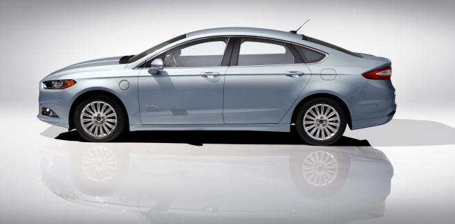 2013 Ford Fusion Energi Wallpapers