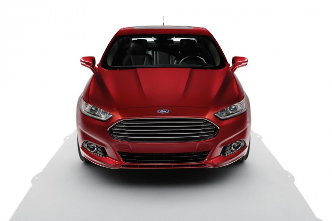 2013 Ford Fusion Wallpapers