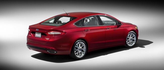 2013 Ford Fusion Wallpapers