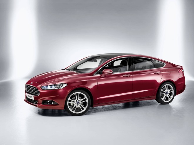 2013 Ford Mondeo Wallpapers