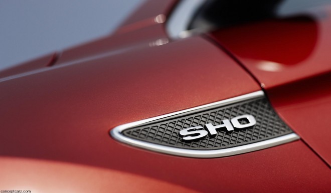 2013 Ford Taurus SHO Wallpapers