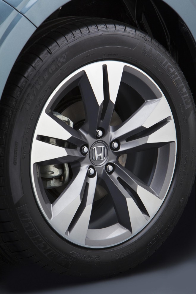 2013 Honda Crosstour Concept Wallpapers