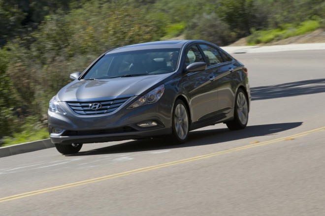 2013 Hyundai Sonata Wallpapers
