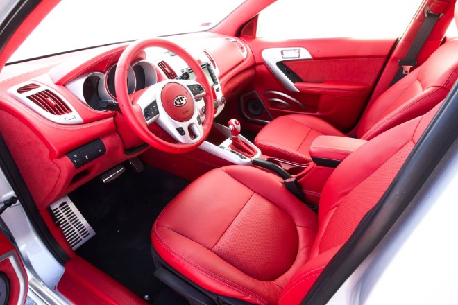 2013 Kia Cyborg-Inspired Forte Wallpapers