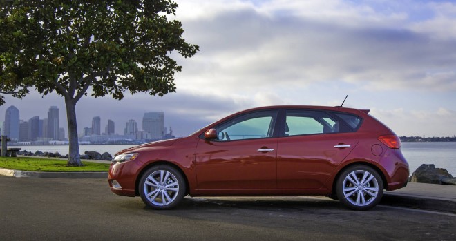 2013 Kia Forte 5-Door Wallpapers