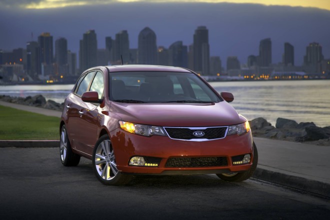 2013 Kia Forte 5-Door Wallpapers