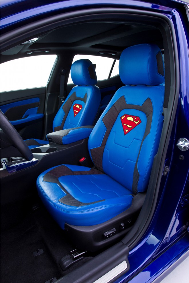 2013 Kia Optima Superman-Inspired Wallpapers