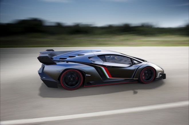 2013 Lamborghini Veneno Wallpapers