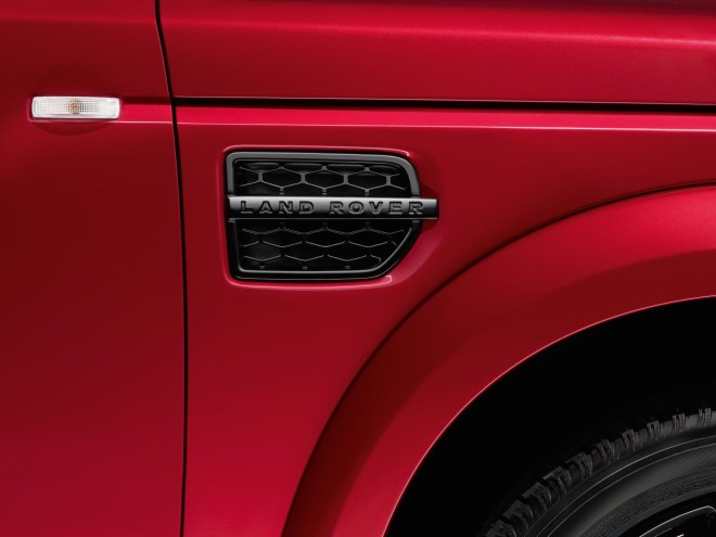 2013 Land Rover LR4 Wallpapers