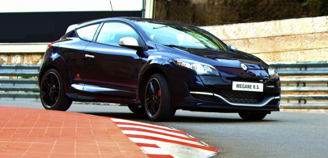 2013 Renault M&Atilde;&copy;gane R.S. Red Bull Racing RB8 Wallpapers