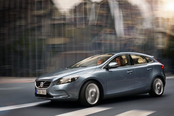 2013 Volvo V40 Wallpapers