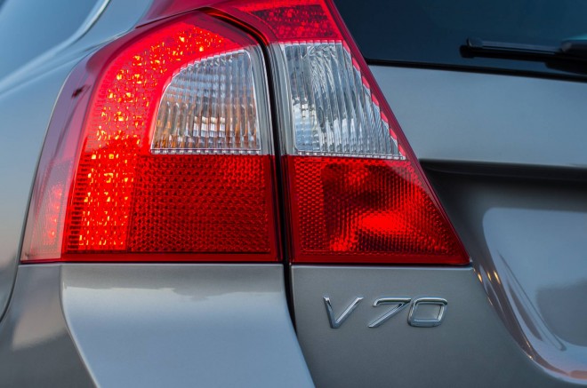 2013 Volvo V70 Wallpapers