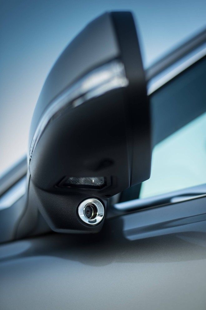 2013 Volvo V70 Wallpapers