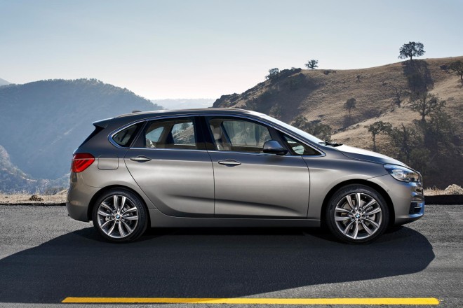 2014 BMW 2 Series Active Tourer Wallpapers