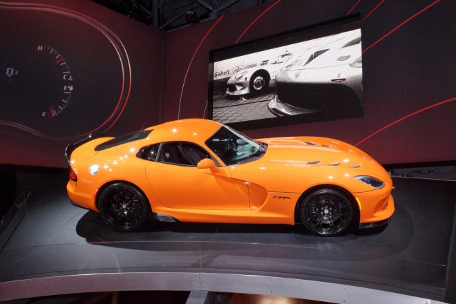 2014 Dodge Viper TA Wallpapers